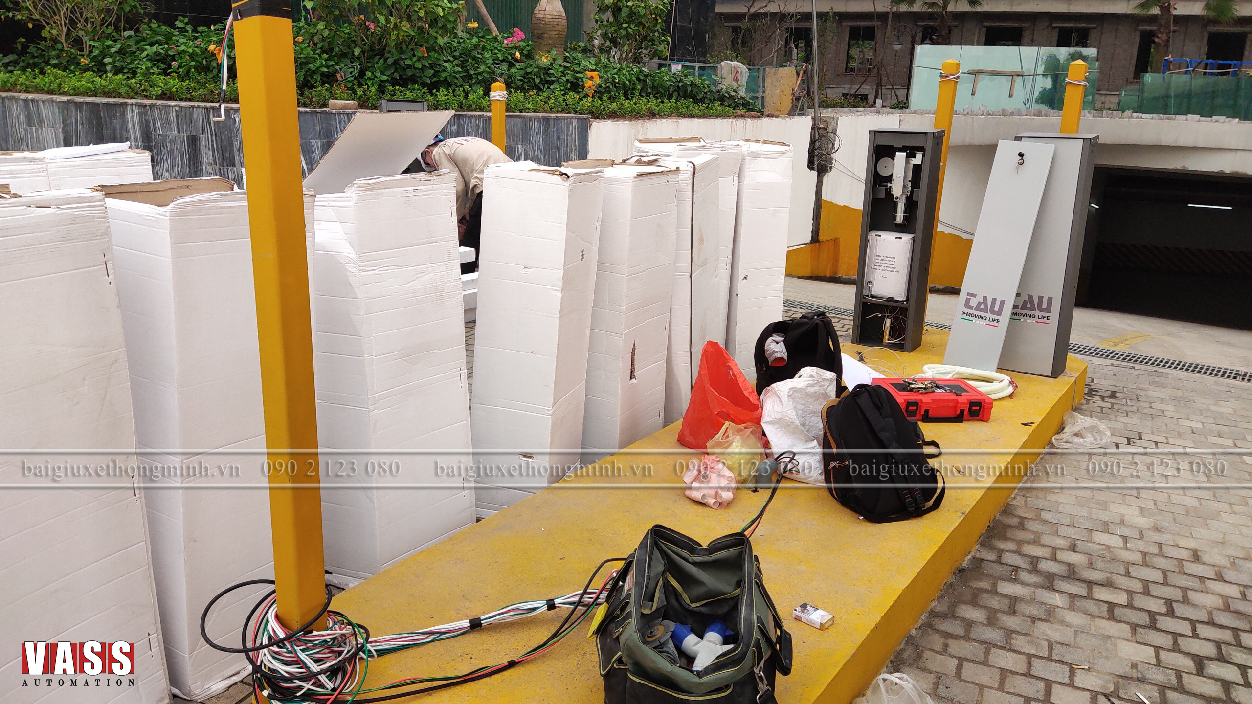 he-thong-kiem-soat-xe-vao-ra